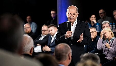 Lob und Ermahnung