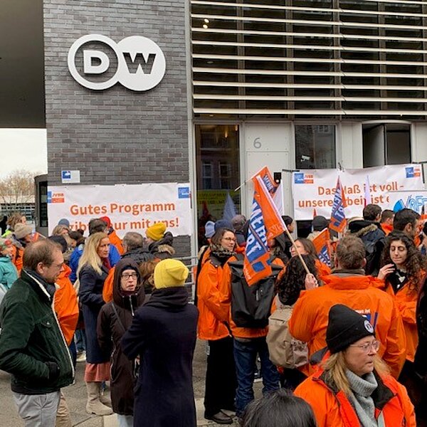 Warnstreik am 13.11.24 bei der Deutschen Welle in Berlin (Foto: Klaus Enderle)