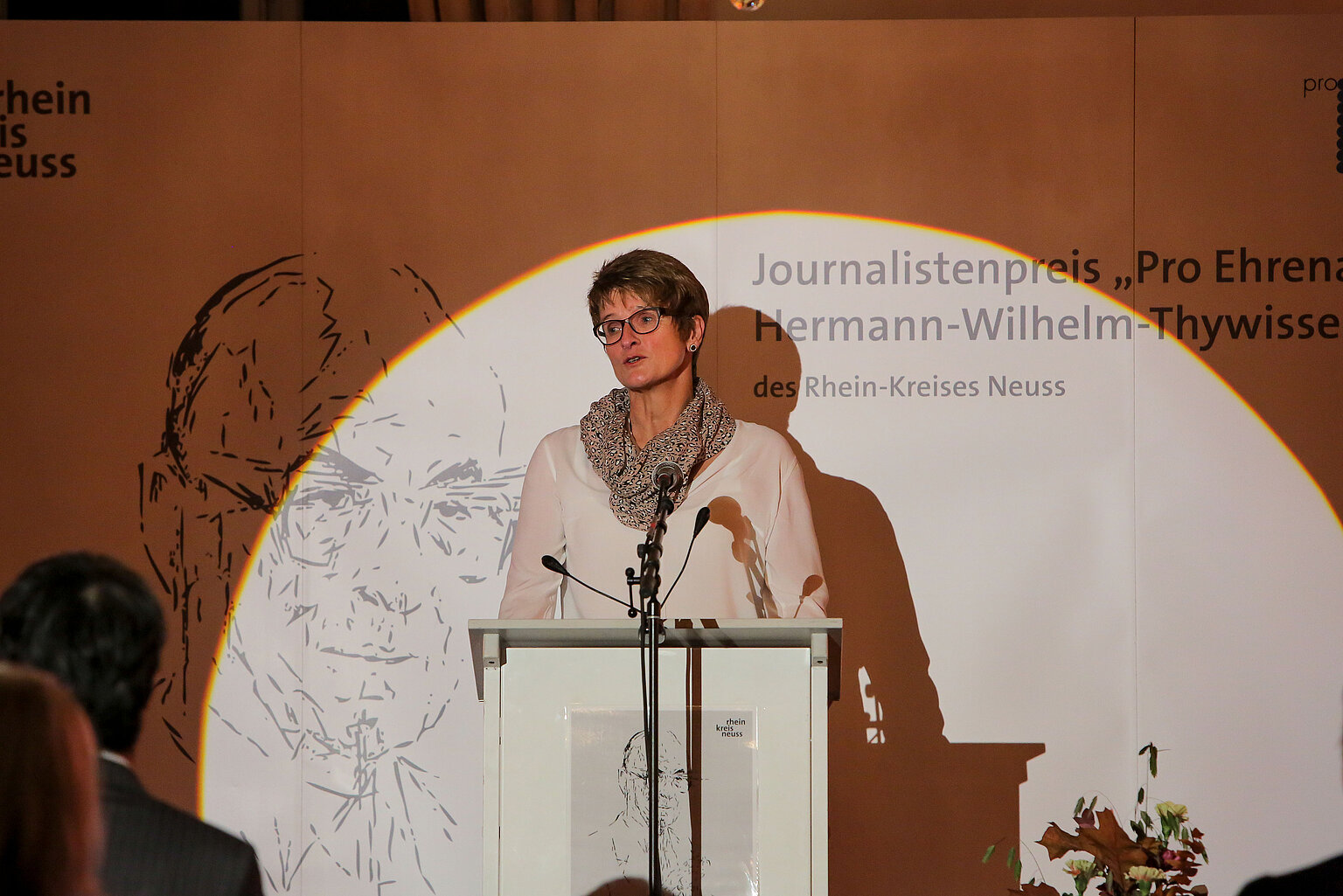  – Ulrike Troue bei der Preisverleihung / Foto: Andreas Baum/Rhein-Kreis Neuss