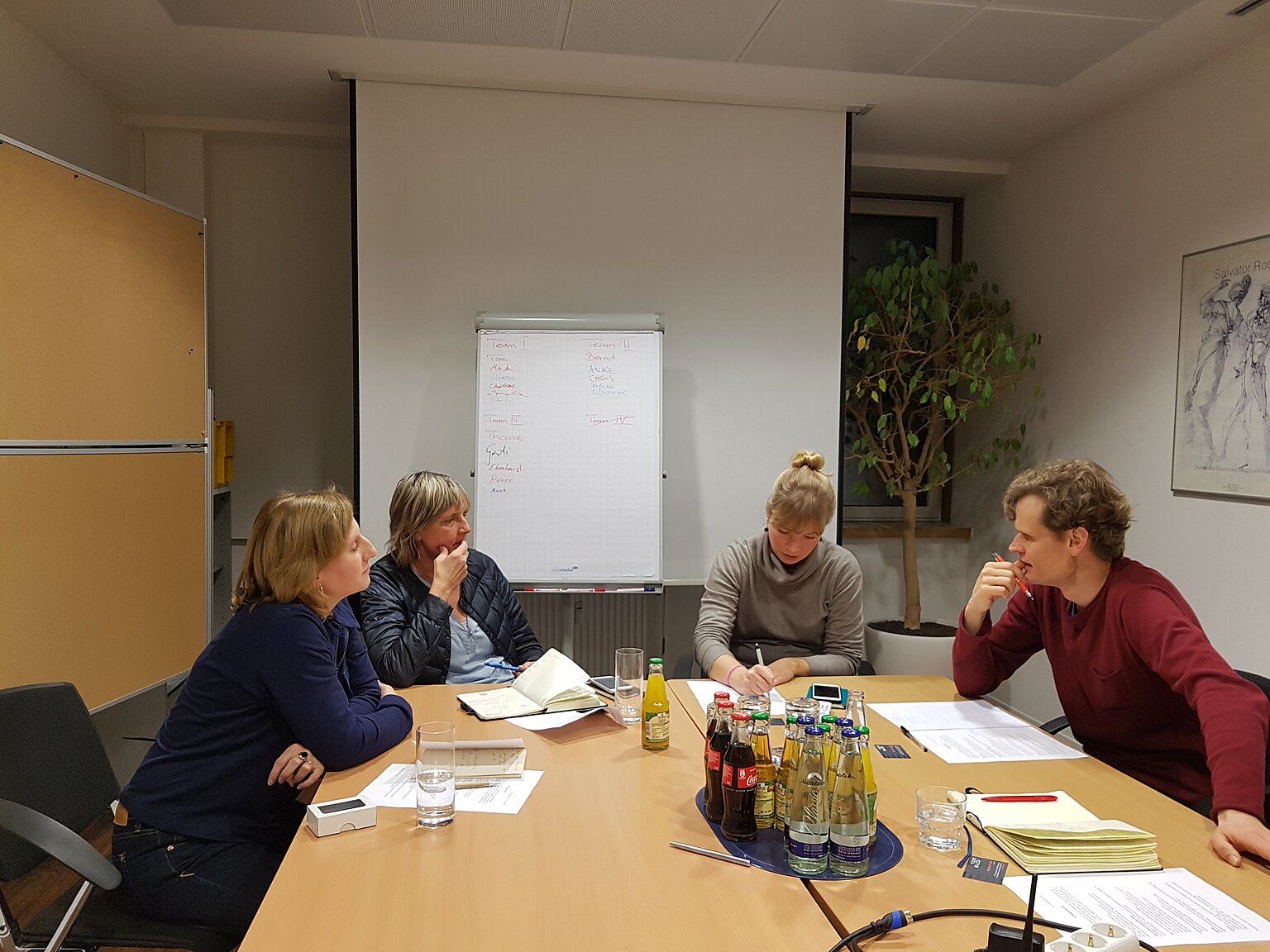 Veranstaltung zu Erfolgsteams der Fachgruppe Freie am 14.01.2020 Veranstaltung zu Erfolgsteams der Fachgruppe Freie am 14.01.2020 – Eines der drei neugegründeten Erfolgsteams plant die künftige Zusammenarbeit