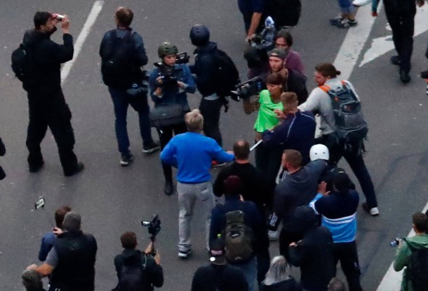 – Gewalt gegen Journalist*innen. Foto: Reuters.