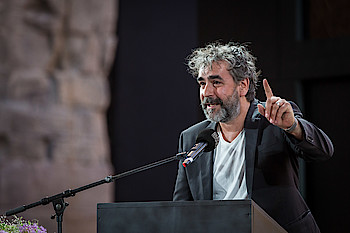 Deniz Yücel eröffnet Bad Hersfelder Festspiele – Deniz Yücel eröffnet Bad Hersfelder Festspiele